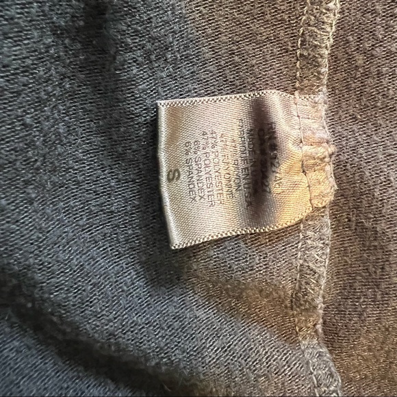 WILDFOX Gray Graphic Tee Shirt Top Size Small - Picture 7 of 7